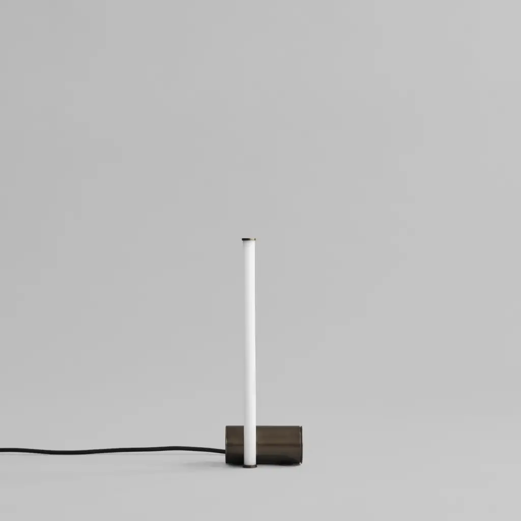 Stick - lampe à poser minimaliste