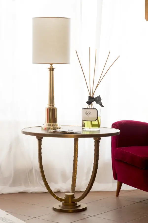 Horn - Table d'appoint – Image 2