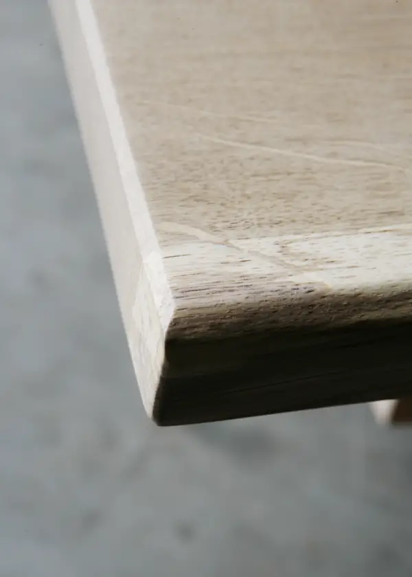 Larbus - Table – Image 5