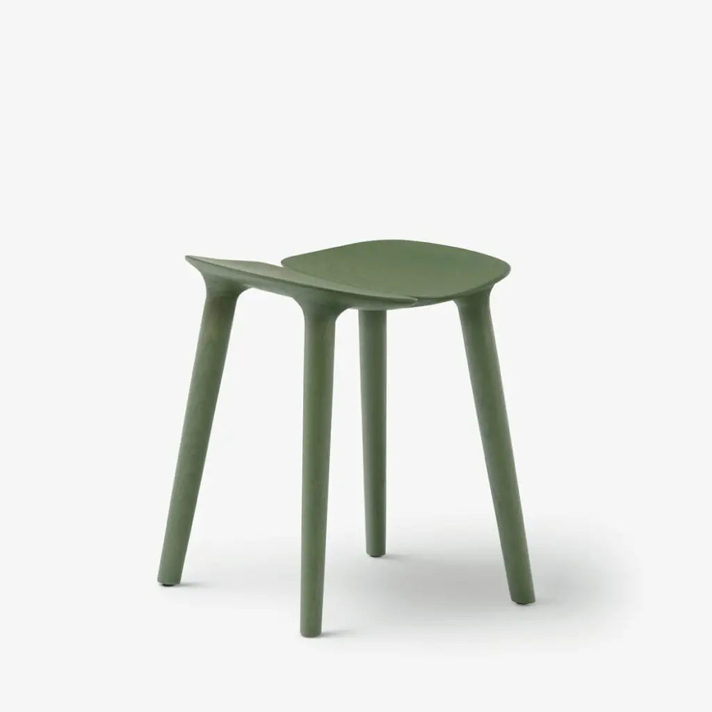 tabouret design en bois